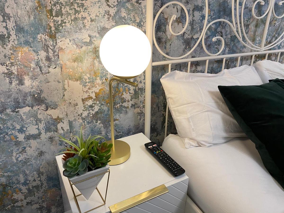ברמינגהאם Luxe Place - Netflix & Workspace For 6 מראה חיצוני תמונה